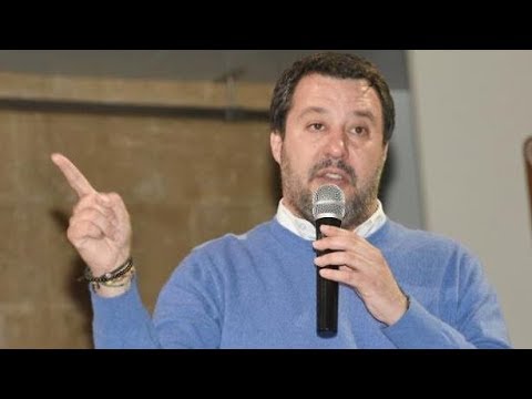 ✅  Matteo Salvini e il carabiniere che ha ucciso il 15enne a Napoli: "Perché non può passare per cri