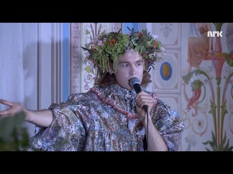 Under Your Shirt - Performance at the Royal Palace by Metteson