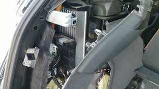 How to Remove Amplifier / Tuner from Audi Q5  2012 for Repair.