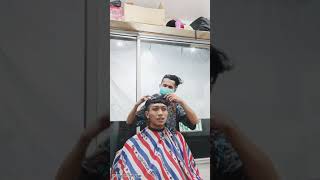 Download lagu Potong rambut  di Barbershop Fadholi #short mp3