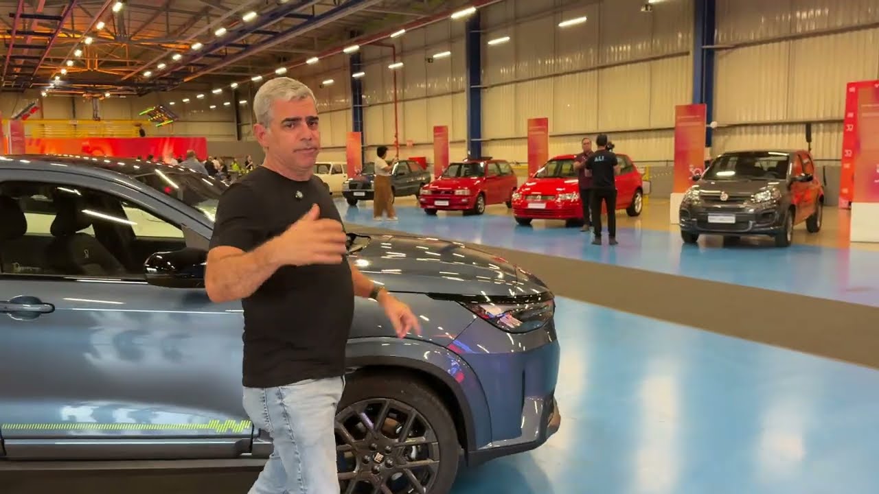 EXPOSIÇÃO DE ANTIGOS E SÉRIES ESPECIAIS DO FASTBACK E TORO NOS 50 ANOS DA FIAT NO BRASIL