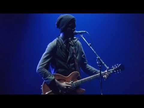 In the Evening (When the Sun Goes Down) - Gary Clark, Jr. 2013.11.19 Chicago