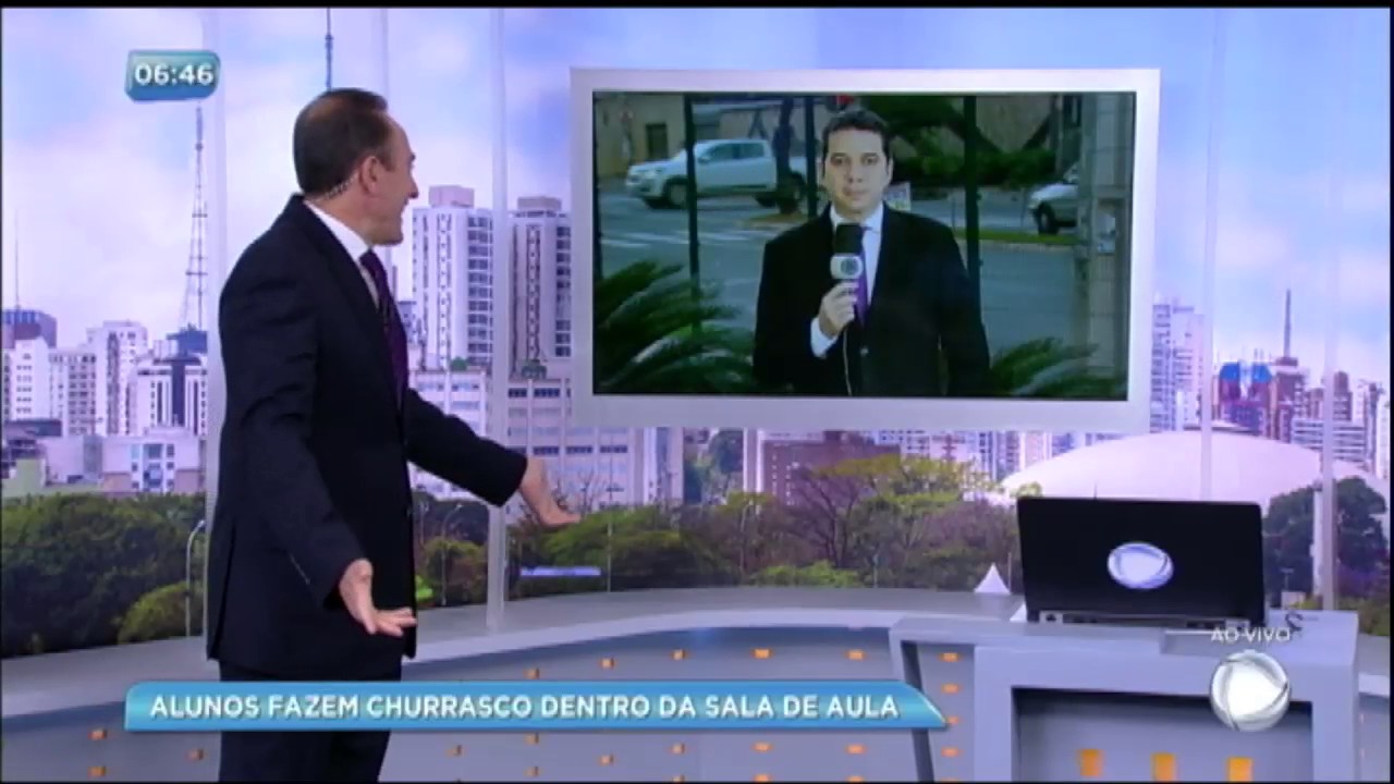 Alunos fazem churrasco dentro de sala de aula em Goiás