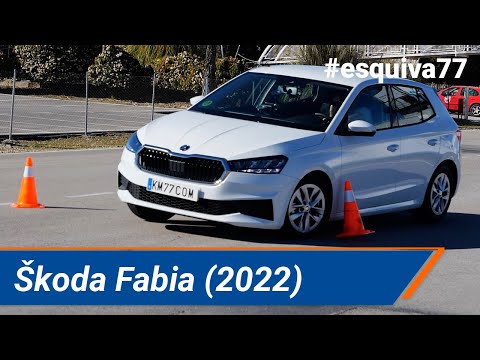 Škoda Fabia (2022)  – Maniobra de esquiva #esquiva77 (moose test) | km77.com