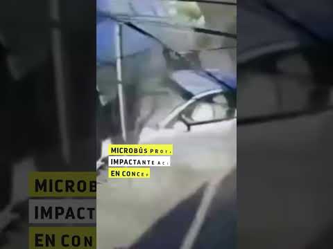 Microbús protagoniza impactante accidente en Concepción