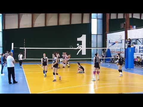 Vizurine ajkulice - Partizan (3-0) 1. set