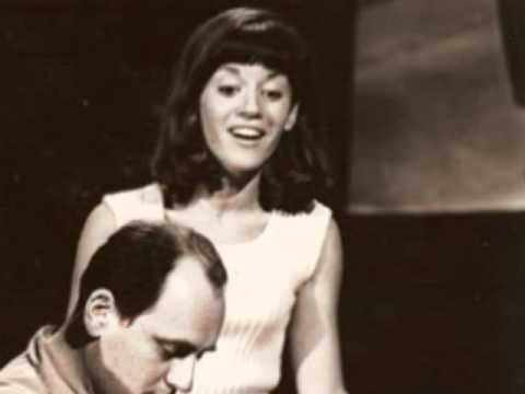 Vicki Forrest (live) - Hippy Hippy Shake - JO'K Memorial Concert.wmv