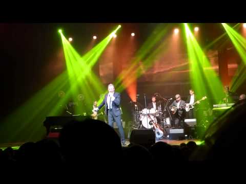 Will Tura 75 in concert - Speel bouzouki - Capitole Gent 28 03 2015