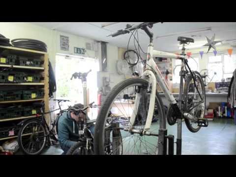 download lagu mp3 mp4 Bike Repair Galway, download lagu Bike Repair Galway gratis, unduh video klip Bike Repair Galway
