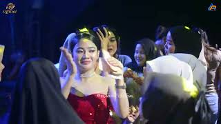 Download lagu DUDA ARABAN - ERNACABE - BLMUSIK LIVE IN SURULAYA MERAK mp3