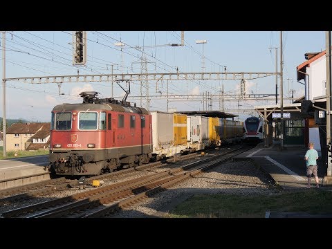Swiss trains in 4K - Evening at Hendschiken