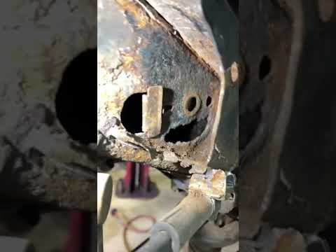 Customer States: Replace broken trailing arms