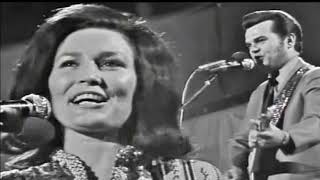 Louisiana Woman, Mississippi Man by Conway Twitty &amp; Loretta Lynn