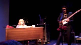 Grace Potter and the Nocturnals Goodbye Kiss