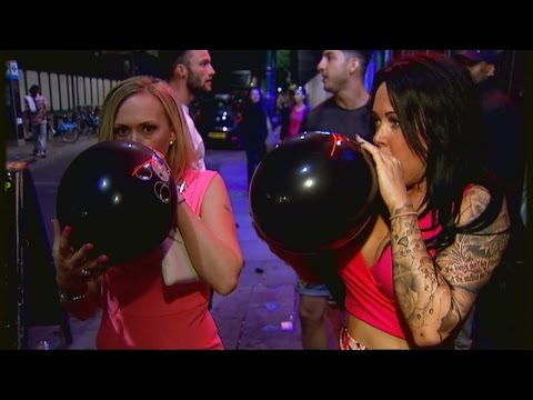 download lagu mp3 mp4 Laughing Gas Amsterdam, download lagu Laughing Gas Amsterdam gratis, unduh video klip Laughing Gas Amsterdam