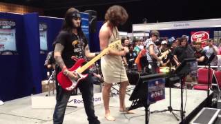 &#39;Jesus&#39; Sings &quot;Livin&#39; On A Prayer&quot; On Rock Band