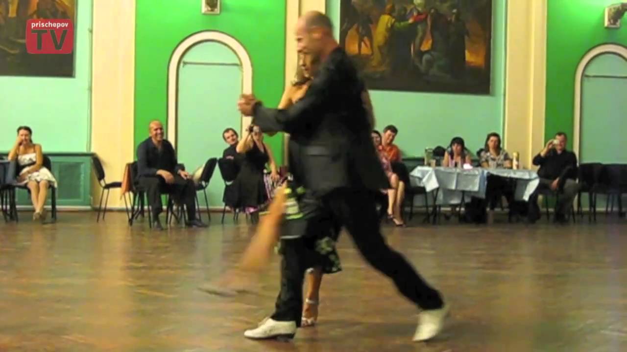 Juan Capriotti & Graciana Romeo, Russia, Moscow, archive by EdissaTangoClub,  26.11.2010 (3)