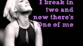 P!nk- Beam me up (lyrics)