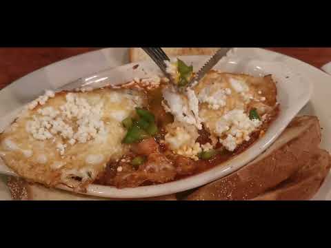 Café Twenty Six em Boston, EUA, servindo excelente comida Halal | Halal Food Journey USA