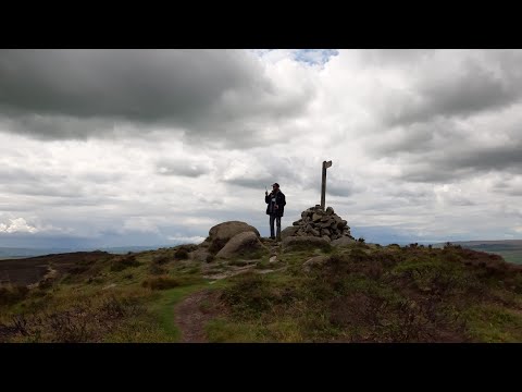 YAESU FT-4X Portable on Beacon Hill Summit