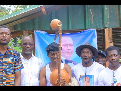 Mvet Ekang |  Tsira Moan Nnang Ndong dans Awu King Enying