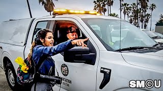 𝗥𝗘𝗦𝗜𝗦𝗧𝗜𝗡𝗚 𝗧𝗛𝗘 𝗦𝗪𝗘𝗘𝗣: Venice Healer Confronts City Workers Ahead of Homeless Encampment Cleanup
