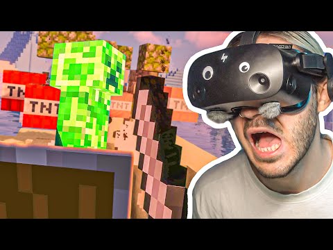 MINECRAFT IN VR IS EVEN SCARY!!!