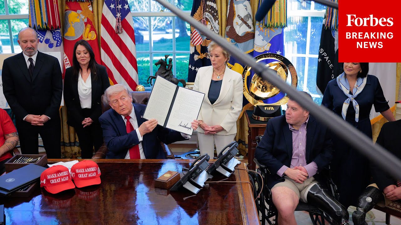 BREAKING NEWS: Trump Takes Multiple Questions From Press During Oval Office Meeting With Veterans