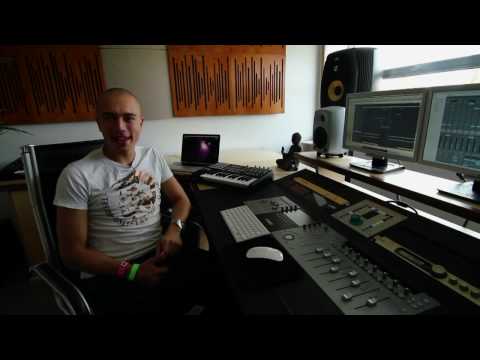 Defqon.1 Festival Australia 2010 | Headhunterz shout-out to Australia