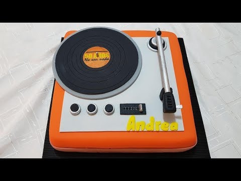 Record Player CAKE - vintage record player cake