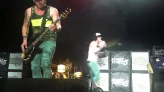 Crank it Like a Chainsaw - Family Force 5 ft Tedashii live