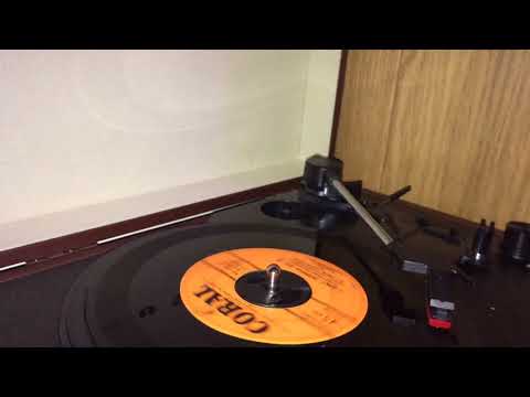 Eileen Barton - I Ain’t Gonna Do It (I Ain’t Gonna Fall In Love) 1953