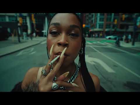 SadBoi & Smiley - fashion week (official video)