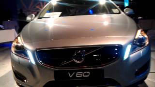 preview picture of video 'Volvo V60 plugin hybrid diesel first look'