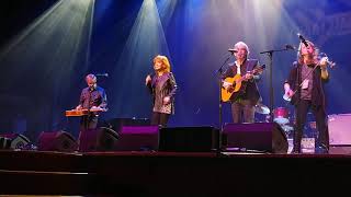 Reba McEntire- How Blue