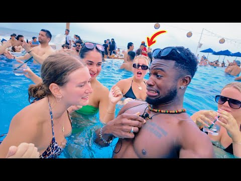 WENT TO THE BEST BEACH CLUB IN BALI  ON VALENTINE - FINNS