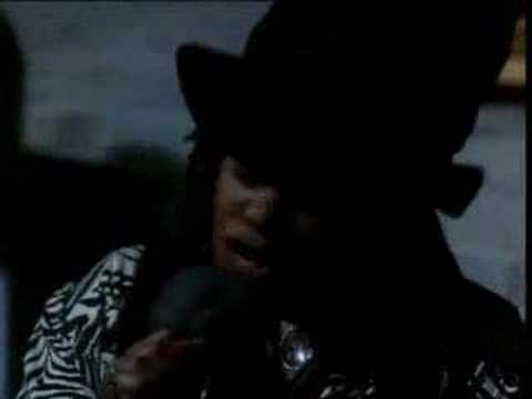 Soul song in the end of the party (Philadelphia Film, 1993)