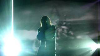 Portishead We Carry On, Beth with audience -HD center rail- 2011-10-04 Hammerstein Ballroom NYC NY