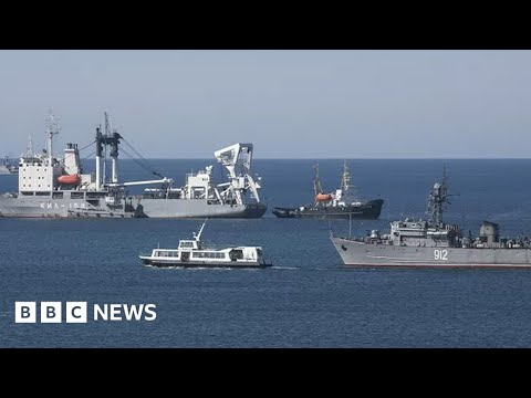 俄羅斯稱黑海艦隊遭到 "大規模 "無人機襲擊 - BBC新聞 ('Massive' drone attack on Black Sea Fleet, Russia says – BBC News)