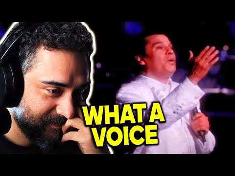 The LEGENDARY El Divo de Juárez! | Arab Man Reacts to JUAN GABRIEL - ASI FUE