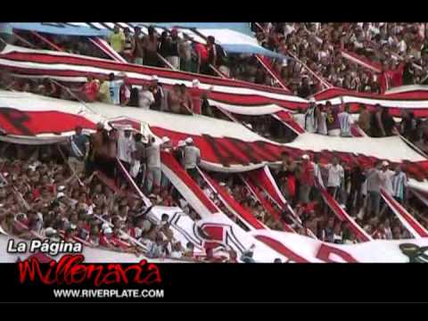 "&quot;Porque yo dejo todo por verte salir campeón&quot; - River Plate - La Página Millonar" Barra: Los Borrachos del Tablón • Club: River Plate • País: Argentina