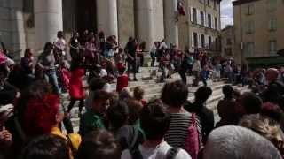 preview picture of video 'Flashmob Marches Des Fiertés Crest 2013'