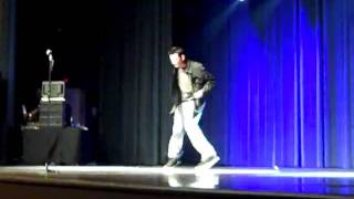 CrAzY KaRaOke!! Bryon B - Keep Your Hands To Yourself (Harrah's Voodoo Lounge 4-25-10).MP4