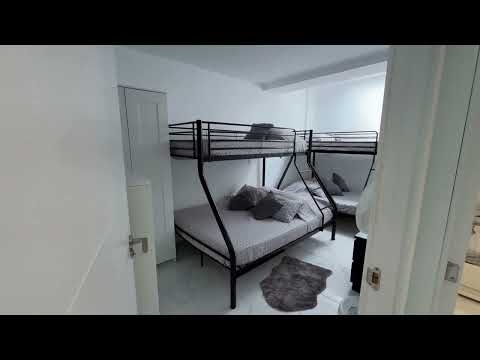 Bungalow with Private Pool in Torrevieja - Video