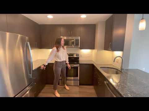 Take a Tour of the Scarlet (1B) Floor Plan