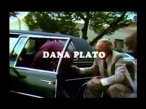 Thumbnail of the video: Diff'rent Strokes (Blanco y negro) Intro