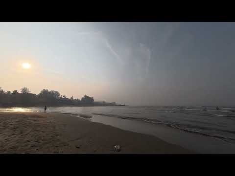 Mandrem Beach |Goa’s Peaceful Beach| Mandrem Beach Vibe Check|