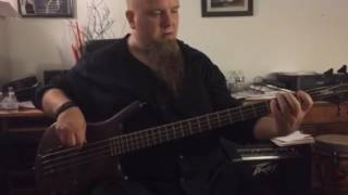 Bass Collective (BASSES LOADED) - John Entwistle Bass Style