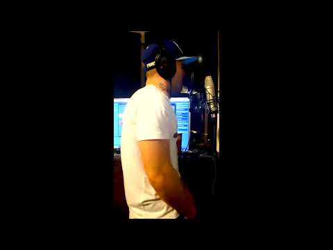 Batz - Hostel Sessions: Moment of Truth