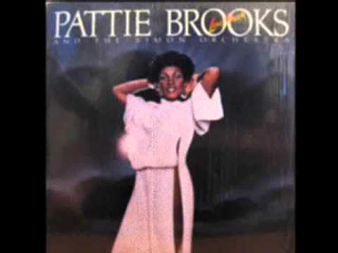 Pattie Brooks & The Simon Orchestra - Close Enough For Love